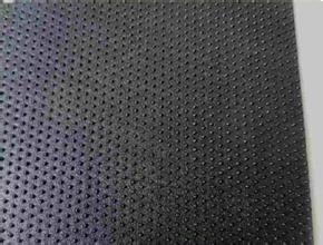 深圳糙面土工膜專業(yè)生產(chǎn)廠家 中瑞土工材料引領行業(yè)創(chuàng)新